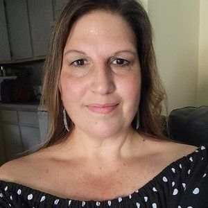 Meet your Posher, Alisa